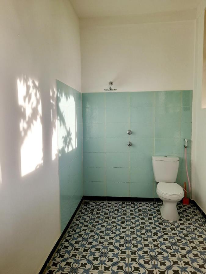 Merdeka House Maluk エクステリア 写真