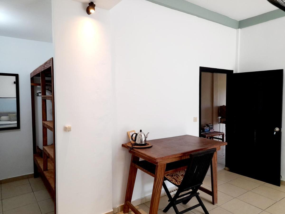 Merdeka House Maluk エクステリア 写真